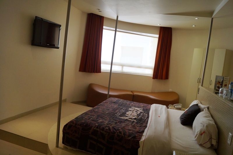 Love Hotel Kron เม็กซิโกซิตี้ ภายนอก รูปภาพ
