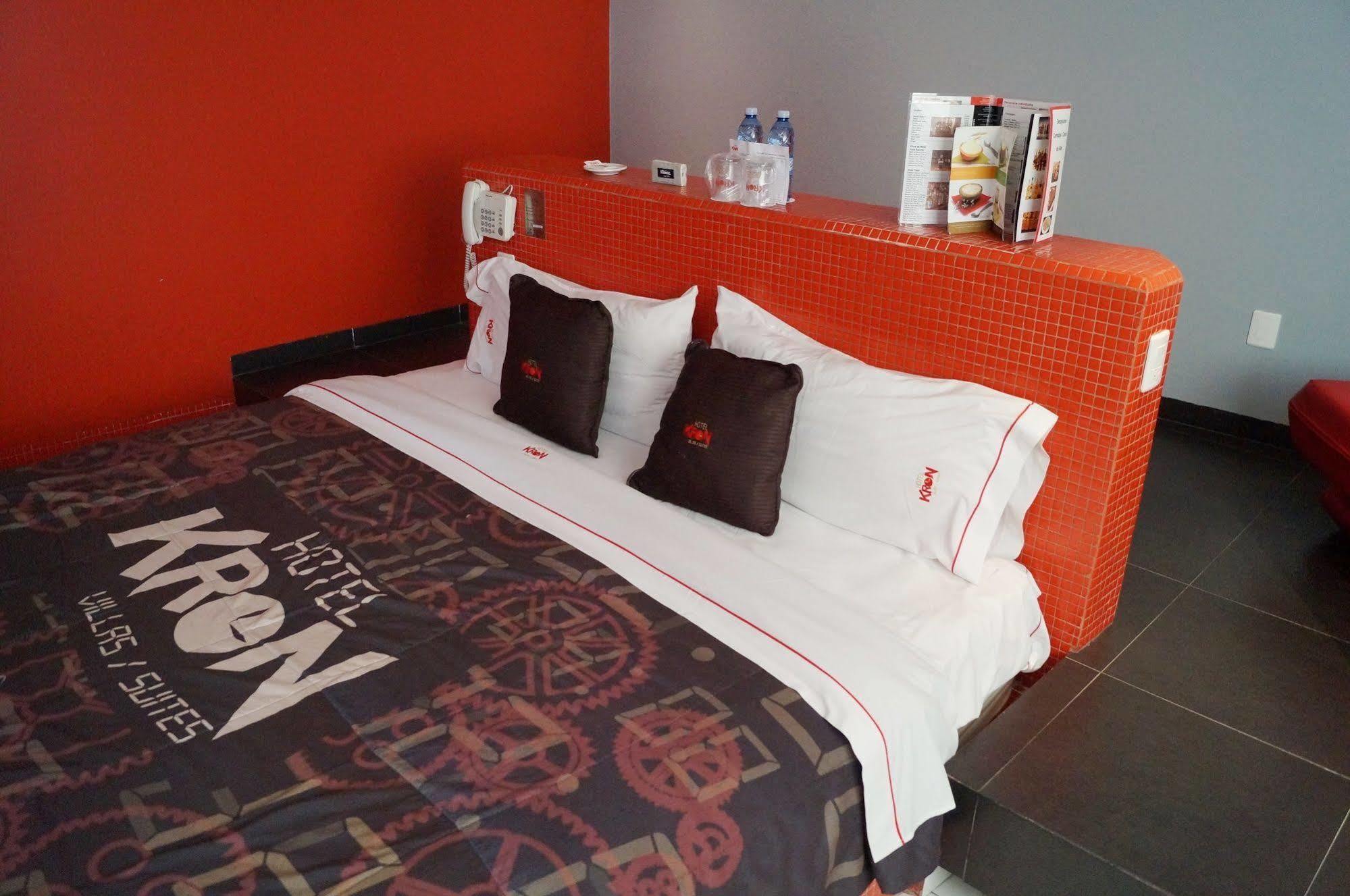 Love Hotel Kron เม็กซิโกซิตี้ ภายนอก รูปภาพ